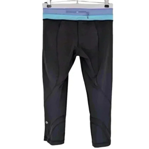 Lululemon Run: Inspire Crop II Black / Quilt Blue Spring 2014 Women's  size 6 - Picture 4 of 13
